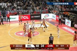 楊瀚森半場(chǎng)5中2僅6分，楊?。哼@種比賽就該統(tǒng)治籃下