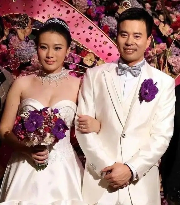 前國腳孫吉遭前妻實名舉報 涉騙婚家暴及海外巨額不明資產(chǎn)