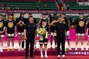 [李緣FMVP]實(shí)至名歸！李緣末節(jié)屢次命中關(guān)鍵三分，最終當(dāng)選FMVP！