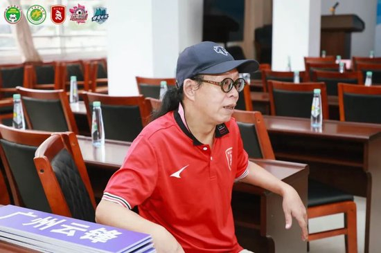 “穗安街超”五人制爭(zhēng)霸賽啟動(dòng) 周穗安：專業(yè)賽制助U12球員延續(xù)足球生涯
