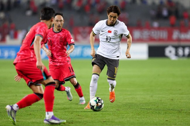 27年不勝！國(guó)足次戰(zhàn)日本祭5后衛(wèi)死守 賠率1.07暗示慘案