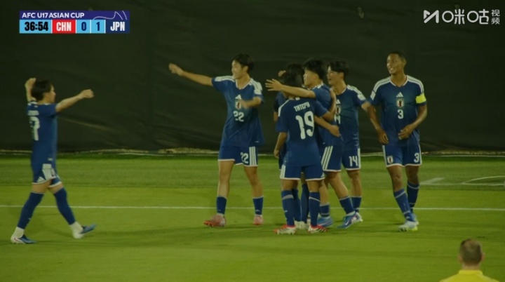 U17亞洲杯：日本角球二次進(jìn)攻 后衛(wèi)爆射破門(mén) 中國(guó)0-1落后
