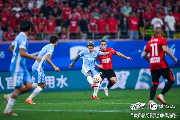 成都蓉城3-0河南，索羅金破門韋世豪拜合拉木建功