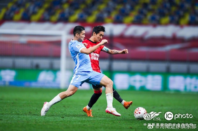 成都蓉城3-0河南，索羅金破門韋世豪拜合拉木建功