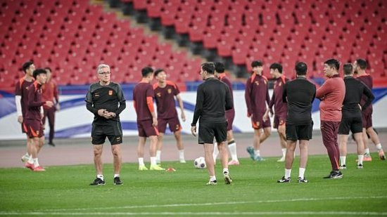客戰(zhàn)印尼必須取三分 伊萬上海集訓主抓進攻與B方案