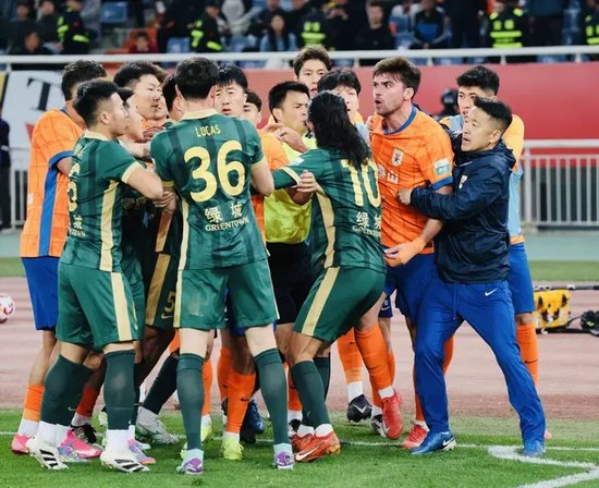 泰山5將身背三黃無人停賽 打海港陣容齊整