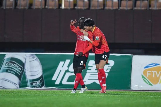 邦本宜裕四助攻安以恩大四喜 遼寧鐵人7-1創(chuàng)隊史最大比分勝利