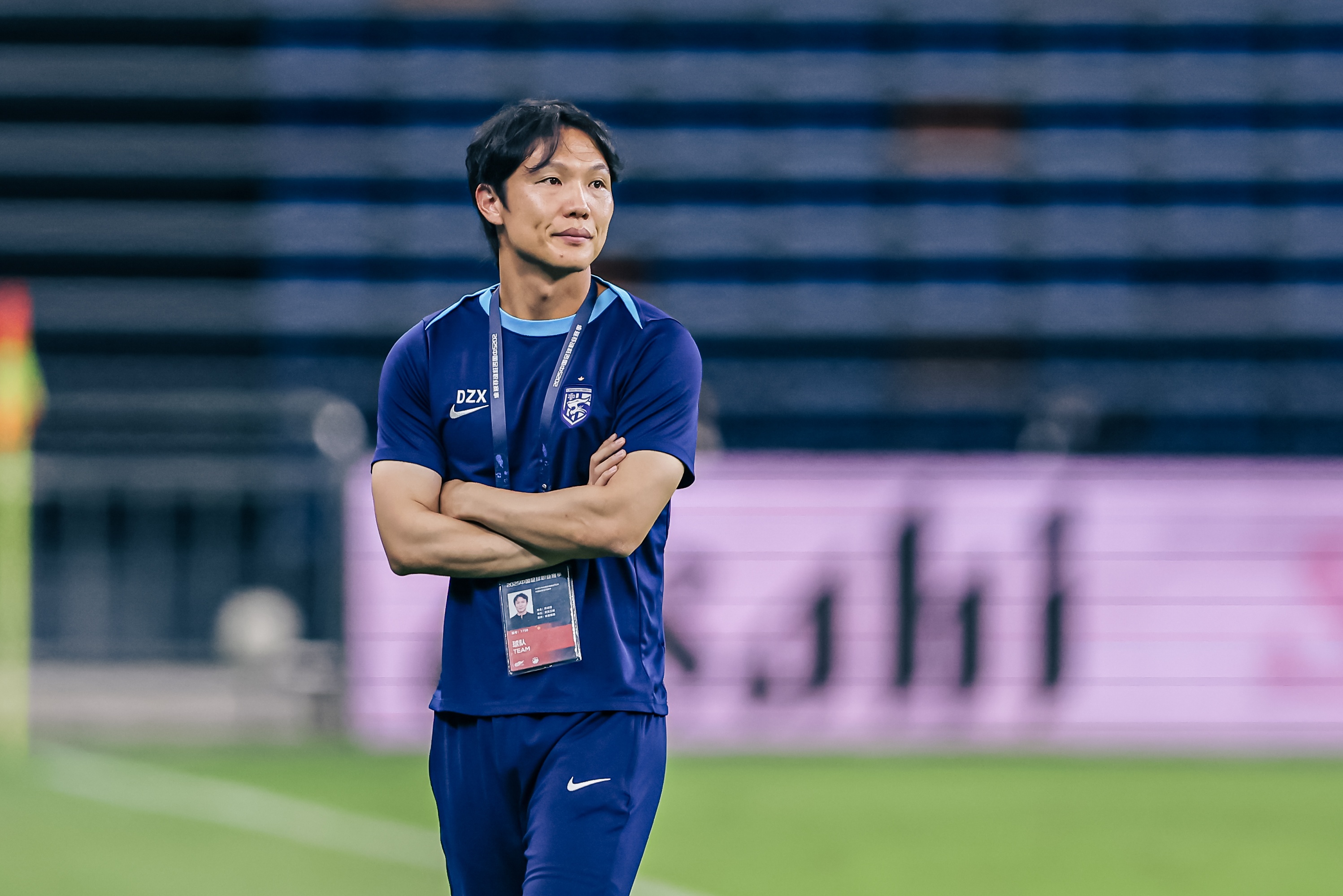 申花四輪不勝傷兵滿營 單外援戰(zhàn)五外援斯盧茨基被迫調(diào)整策略