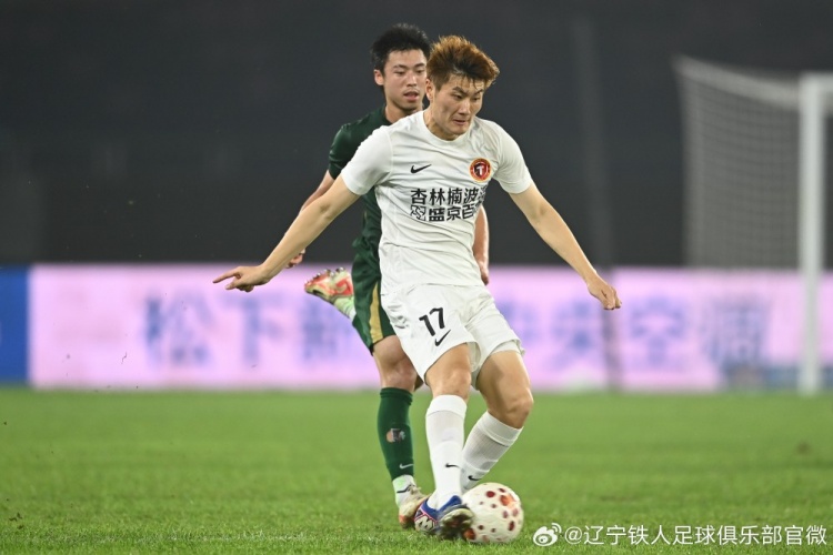 姆本扎帽子戲法 遼寧鐵人客場(chǎng)5-0橫掃浙江隊(duì)取客場(chǎng)首勝
