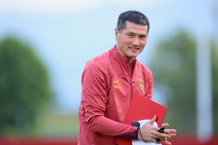國足U23合練：大國家隊(duì)?wèi)?zhàn)略落地，亞運(yùn)超齡候選10人曝光