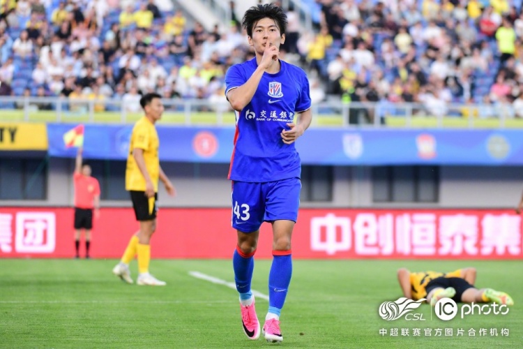 申花客場兩度落后兩度扳平 單外援戰(zhàn)平西海岸
