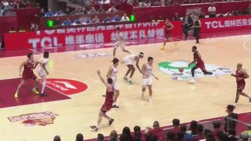 [CCTV全場(chǎng)集錦]??深圳2-0淘汰浙江 賀希寧末節(jié)4記三分砍23+5 史密斯14+12+13