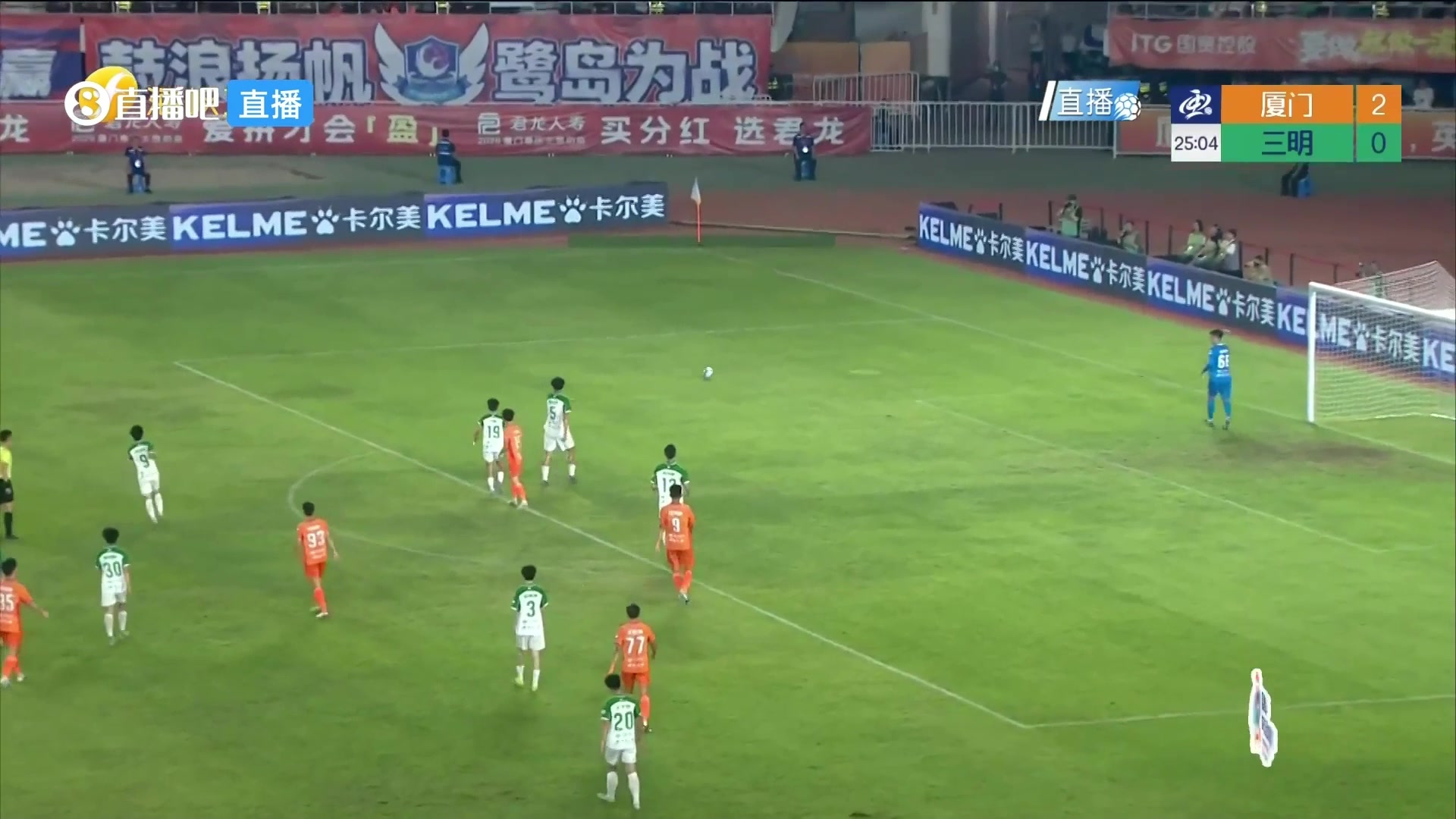 登頂射手榜！江澤源頭球破門，廈門隊3-0領(lǐng)先了！