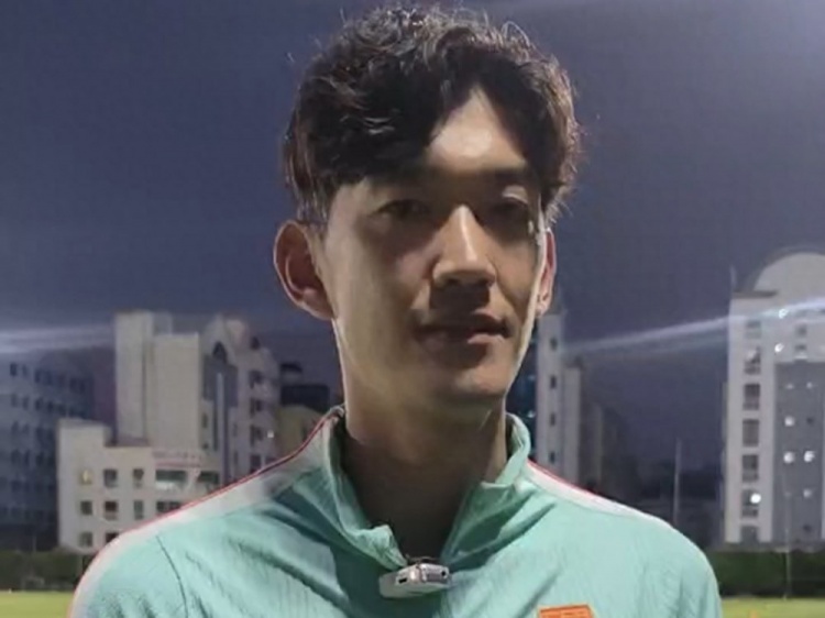 顏駿凌：不念新加坡舊賬，為武磊百場驕傲