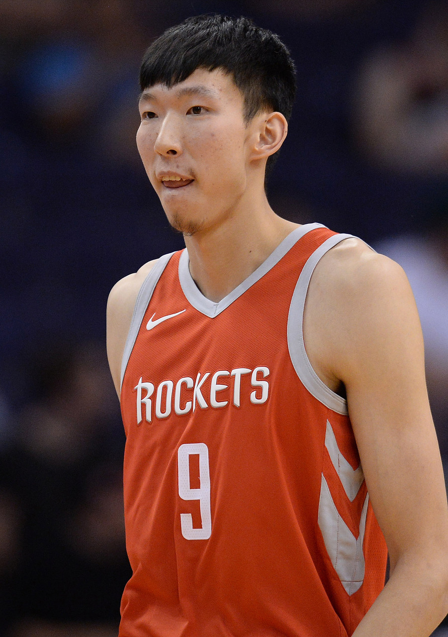 楊毅：首次造訪馬刺主場 問周琦也說他沒來過