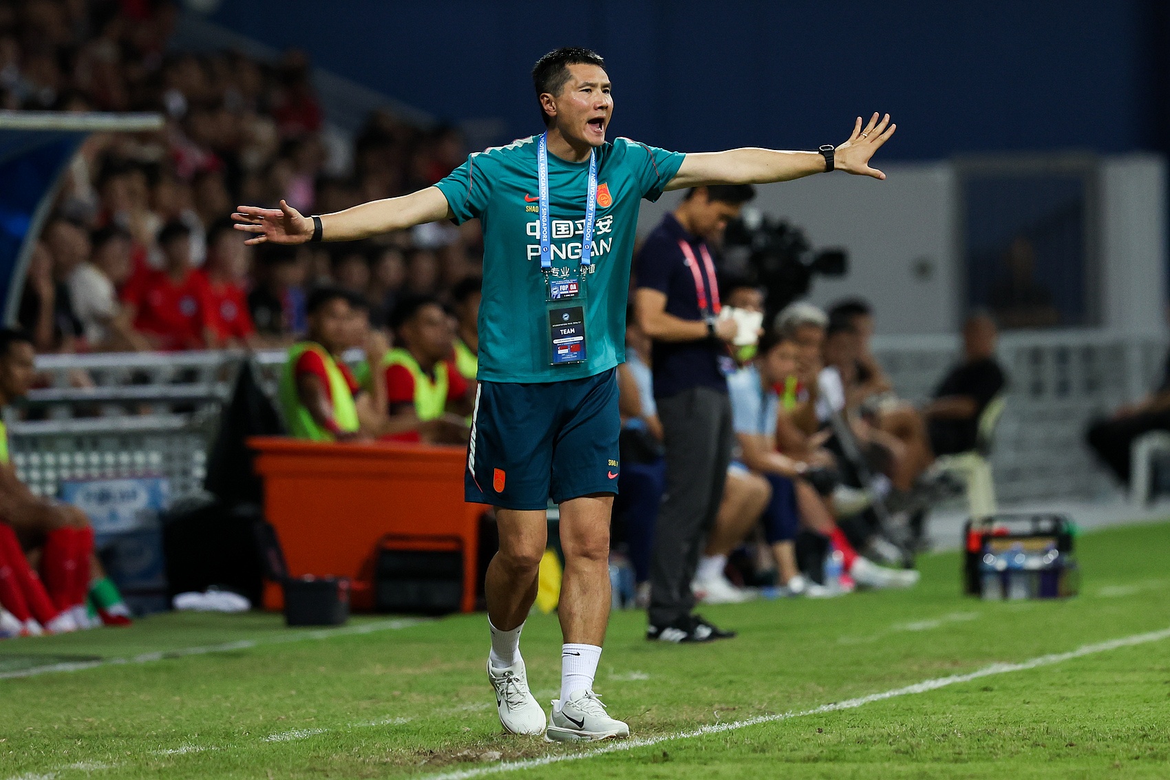 邵佳一熱身賽2-1勝新加坡 陳華：用心的本土教練比混日子的洋帥靠譜多了
