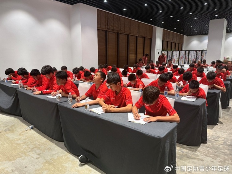 40人名單出爐：中國足協(xié)2012年齡段強(qiáng)化訓(xùn)練營蘇州開營