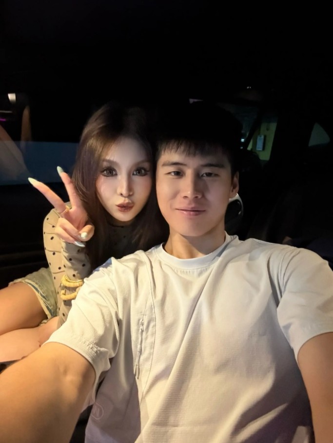 陳家政女友社媒曬甜蜜合照：這也不是個(gè)巧合 連我兄弟都曉得