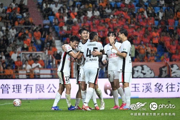 VAR兩度介入無效 海港客場2-2遭云南玉昆逼平