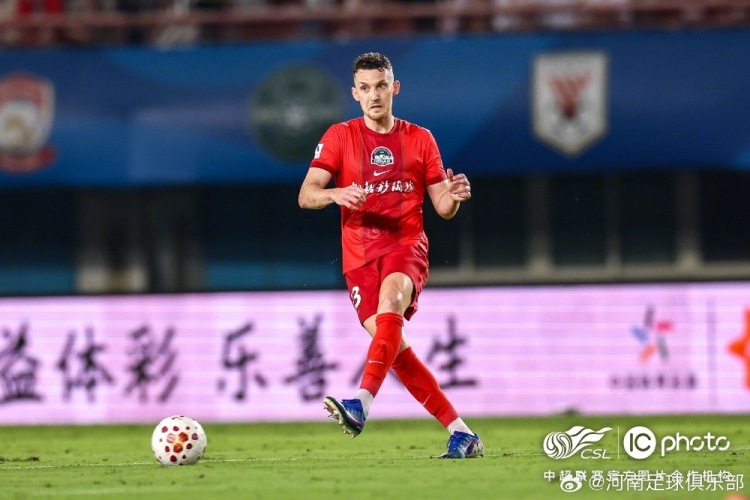 河南主場(chǎng)5-1狂勝海牛 納薩里奧古斯塔沃梅開(kāi)二度