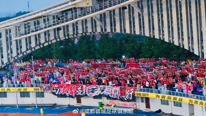 蓉城主帥詳解邊后衛(wèi)分置 費利佩稱對手針對性增強(qiáng)是進(jìn)階必經(jīng)