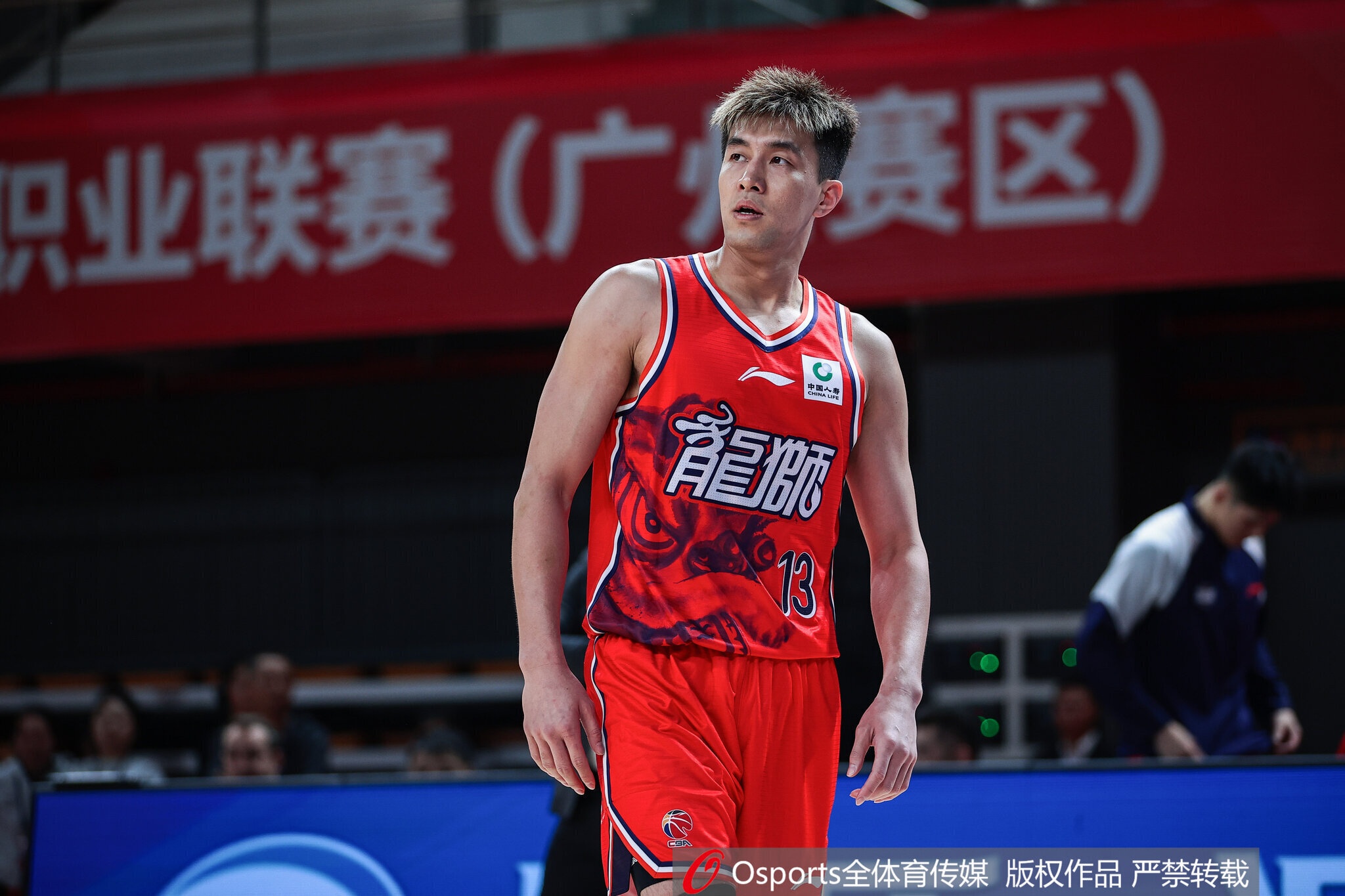 郭艾倫調(diào)侃“生死戰(zhàn)還得我來”，中國男籃92-74輕取中國臺北