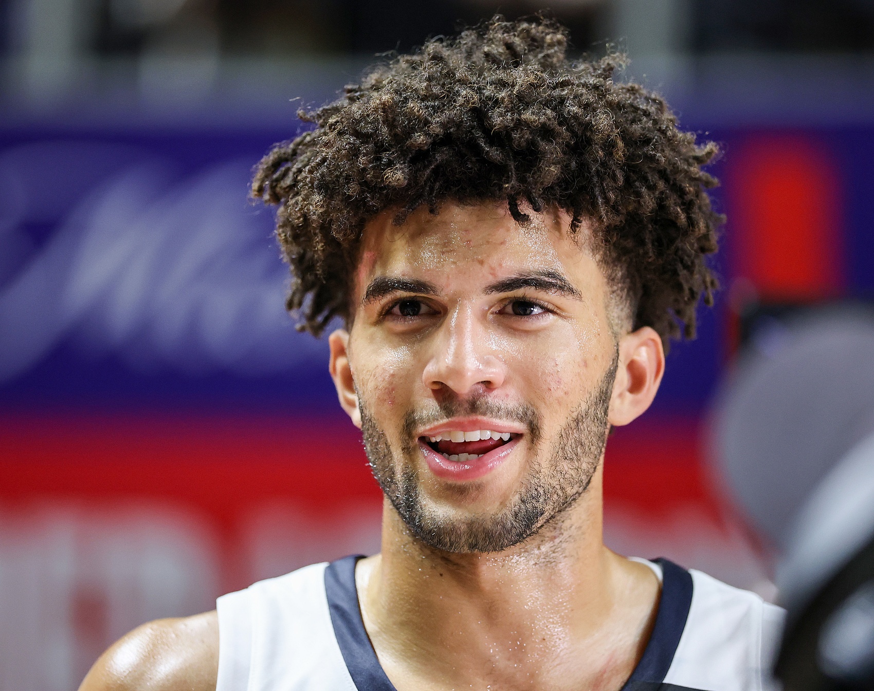 探花秀布澤爾21+8 賽后稱無需適應(yīng)NBA三分線