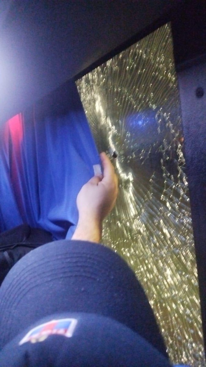 南美杯賽后暴行：老虎競技球迷大巴遭10槍射擊，兩人送醫(yī)