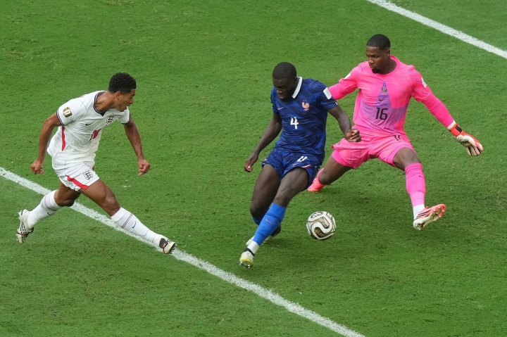 FIFA官方公布世界杯最佳進球12候選：費蘭決賽絕殺領銜，梅西姆巴佩在列