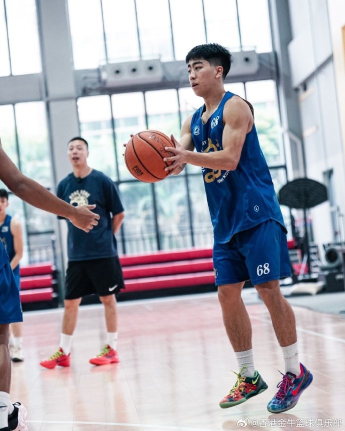 香港金牛U19順德四天三夜特訓(xùn)收官 體能教練Bojan帶隊硬扛一天三練