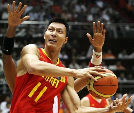 2013亞錦賽中國男籃78-96負(fù)中國臺北：易建聯(lián)非背鍋俠，潰敗源于系統(tǒng)性崩盤