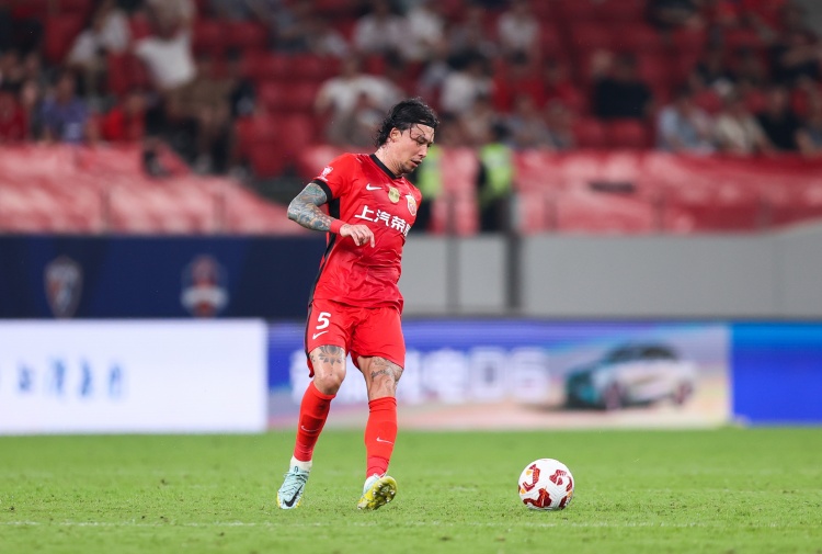 張琳芃頭球破門妻子社媒調(diào)侃誰最帥，海港2-1晉級足協(xié)杯16強